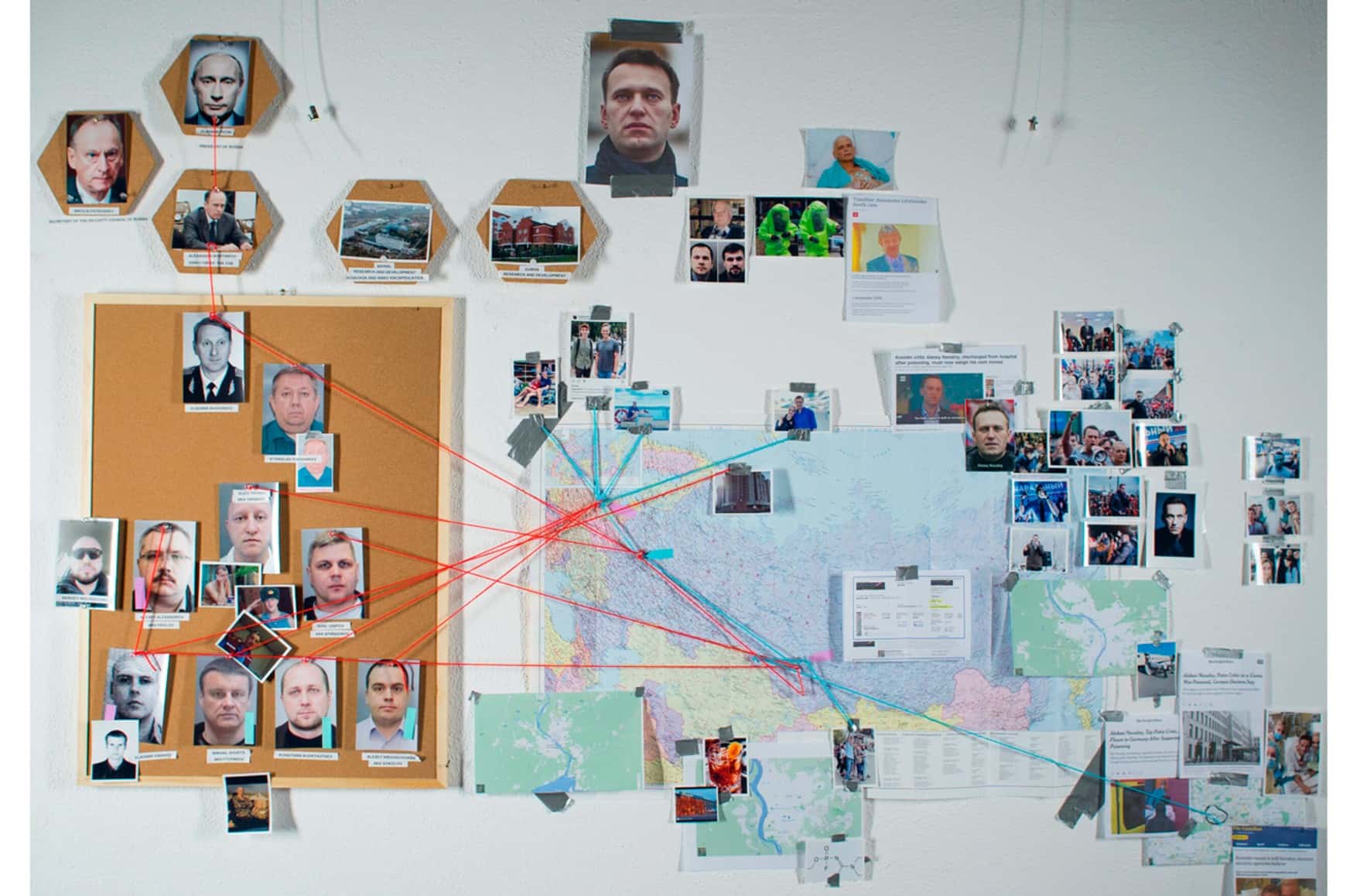 Bellingcat, The Insider and CNN investigation of Navalny's poisoners wins Emmy award