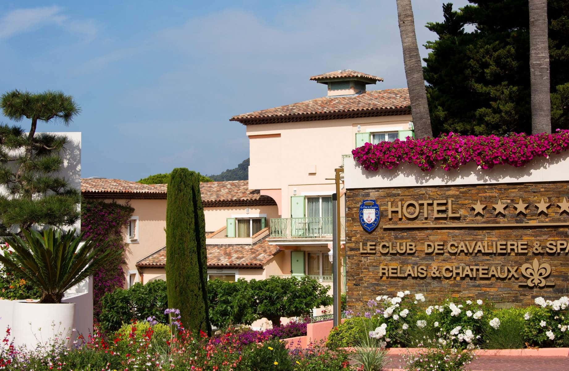 Во Франции арестовали два отеля жены друга Путина Геннадия Тимченко