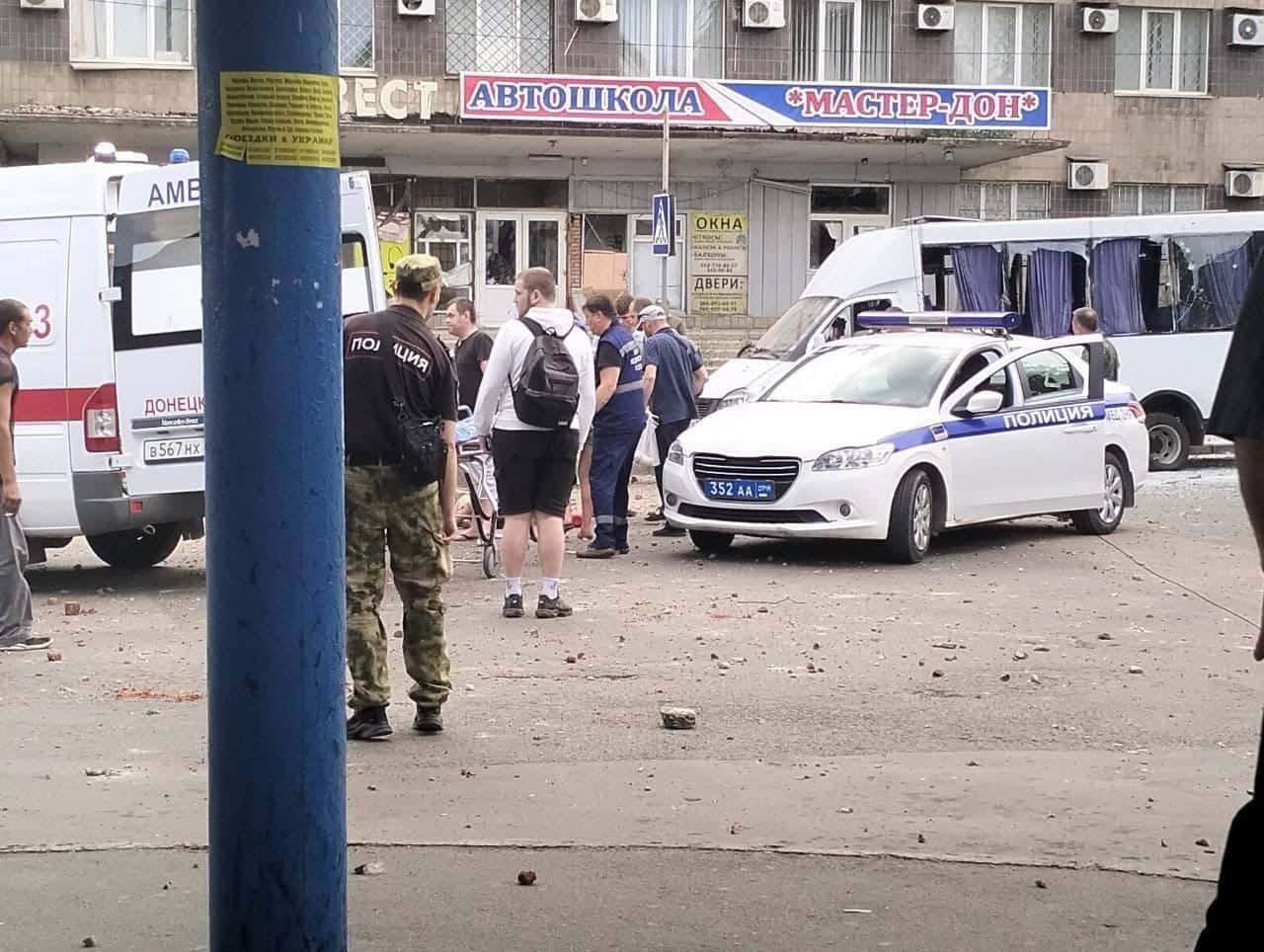 В «ДНР» заявили об ударе по автостанции в Донецке. ВСУ сообщает о российских обстрелах на Донецком направлении
