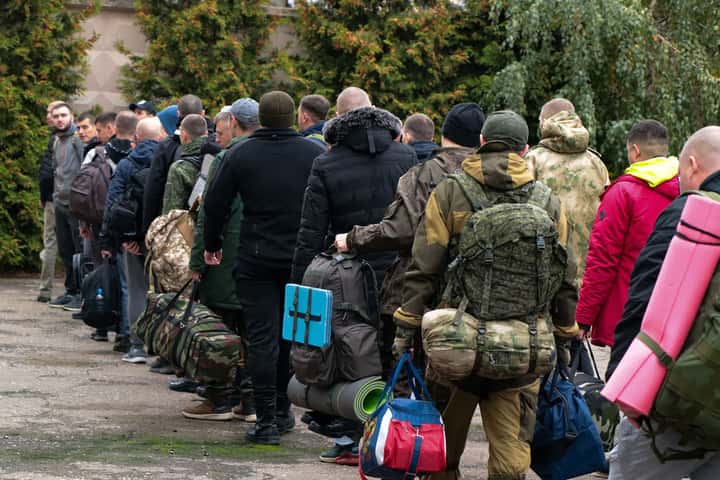 Enough cannon fodder, not enough cannons: Russia struggling to equip its mobilized troops