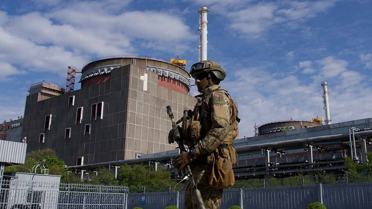 “They put him in the basement, tortured him, and tore his tendons.” How Russia terrorizes ZNPP staff to keep a tight grip on the plant