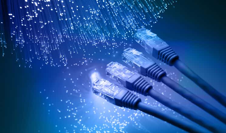 «Ъ»: Российские производители оптоволокна просят повысить пошлины на китайскую продукцию, которая вытеснила их с рынка из-за санкций