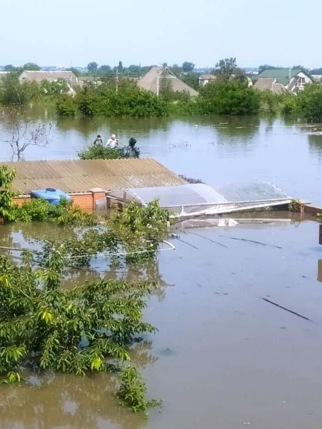 Зеленский заявил о множестве жертв наводнения в оккупированных районах Херсонской области
