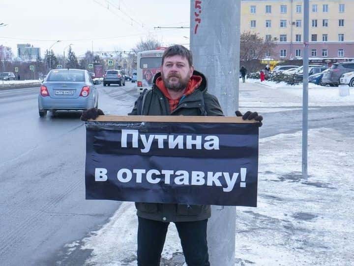 Navalny associate Vadim Ostanin sentenced to 9 years in prison for “extremism”