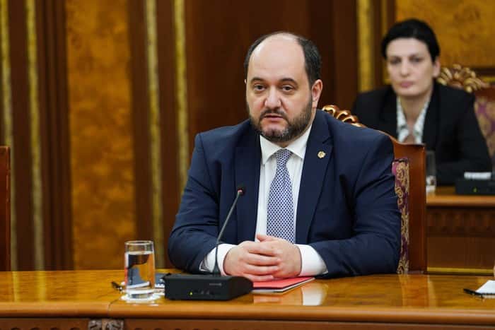 Nikol Pashinyan’s Chief of Staff accuses Russian propagandist media of waging hybrid war against Armenia