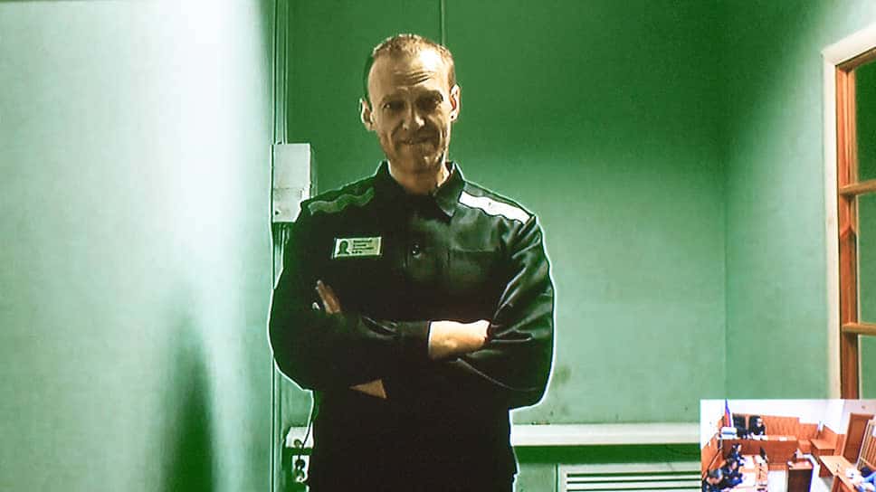 Навальный призвал адвокатское сообщество вступиться за его арестованных адвокатов и не молчать