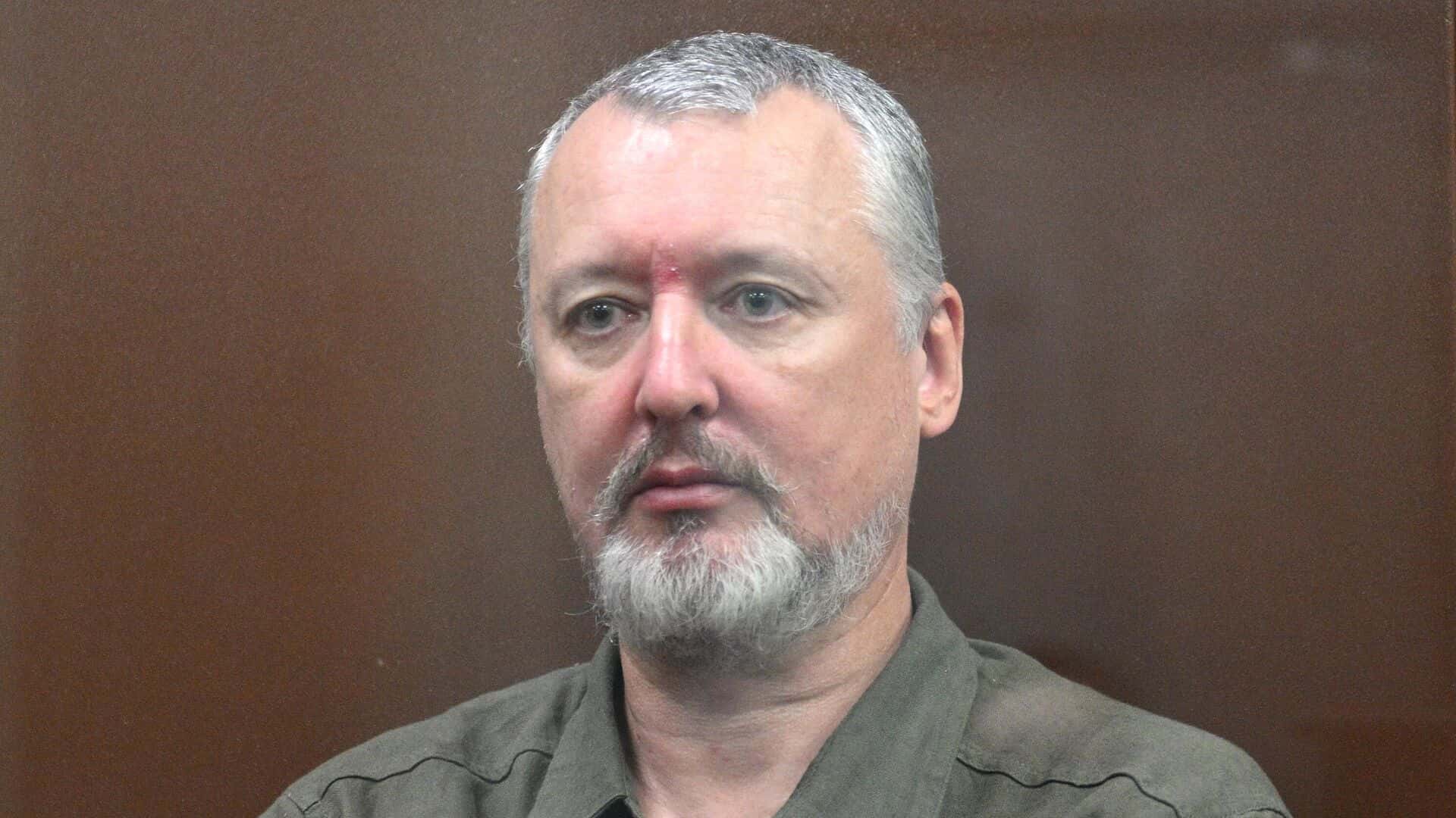 Игорь Гиркин (Стрелков) поручил создать штаб по выдвижению его на президентские выборы 2024 года. Он находится в СИЗО