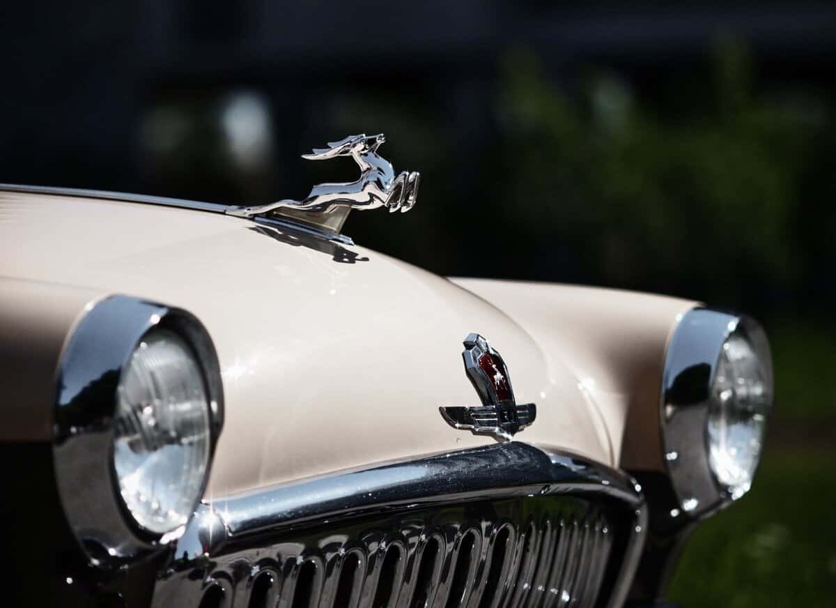 В России возобновят производство «Волги» в 2024 году — глава Минпромторга