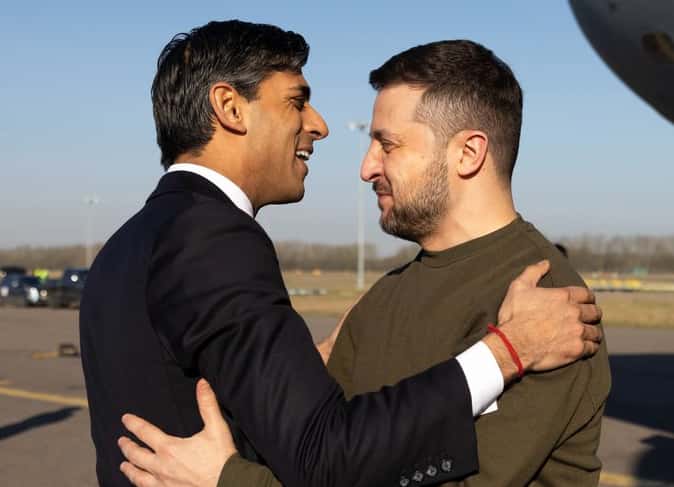 Великобритания выделит крупнейший в своей истории пакет военной помощи Украине, в него войдут 1600 ракет