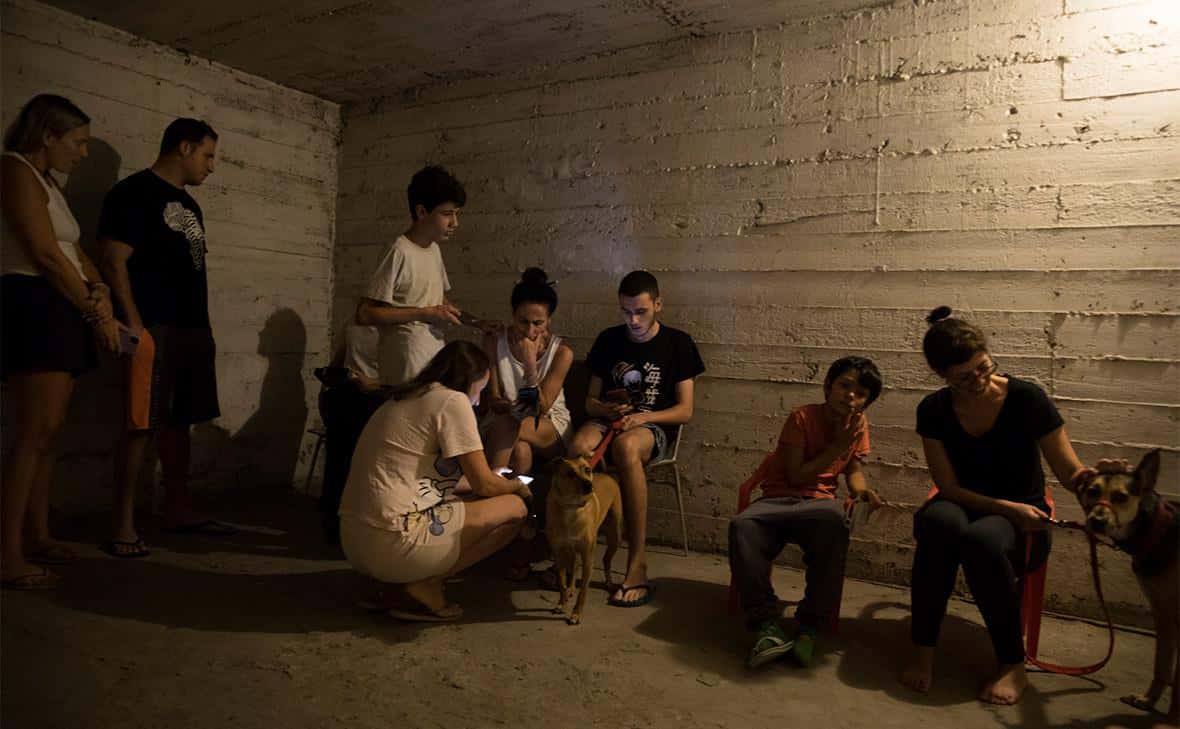 В Израиле введено особое положение в сфере гражданской обороны на всей территории страны