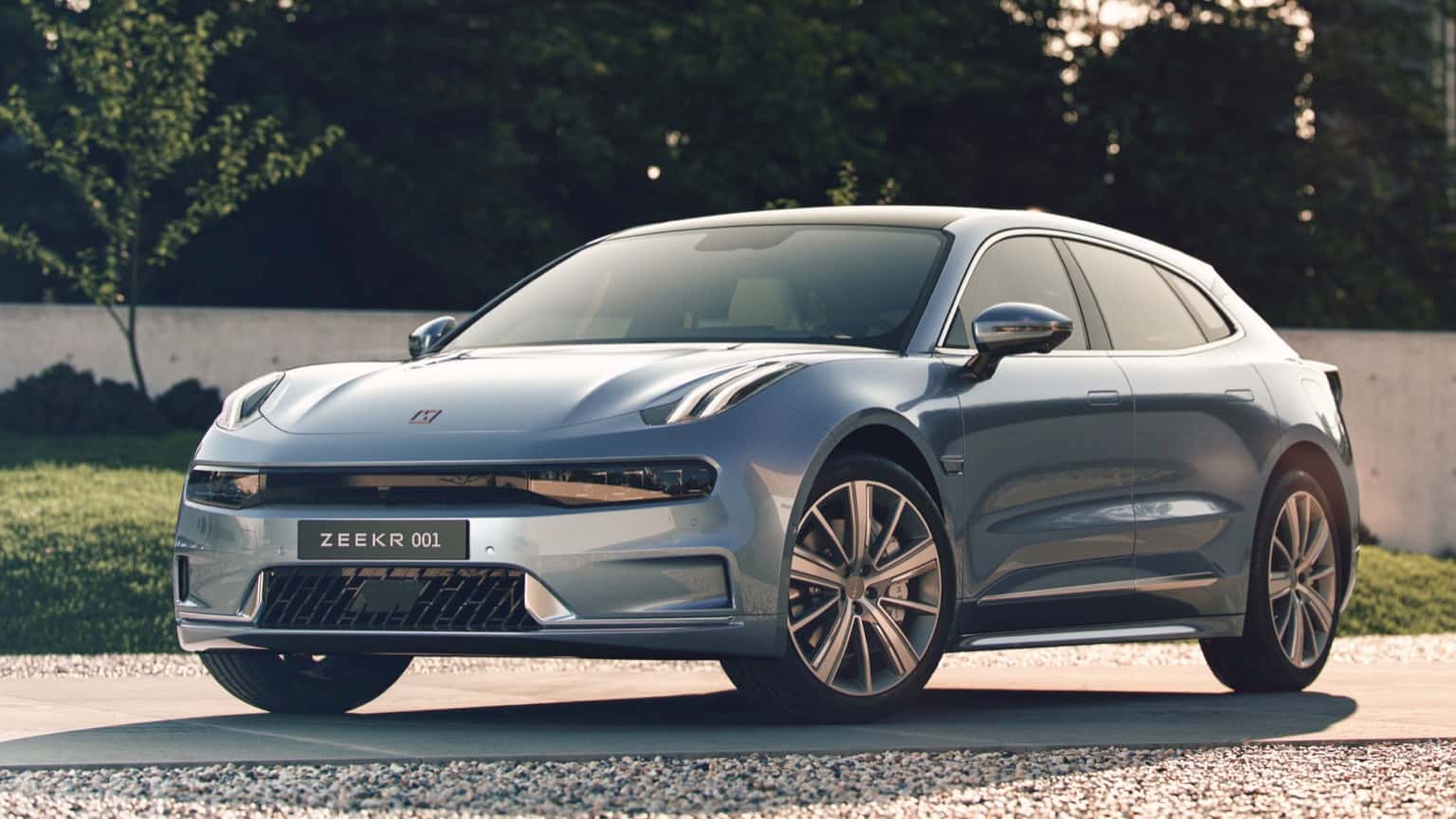 Китайский производитель электромобилей отключит их ПО в РФ, чтобы дистанцироваться от серых поставок и не попасть под санкции США — эксперт