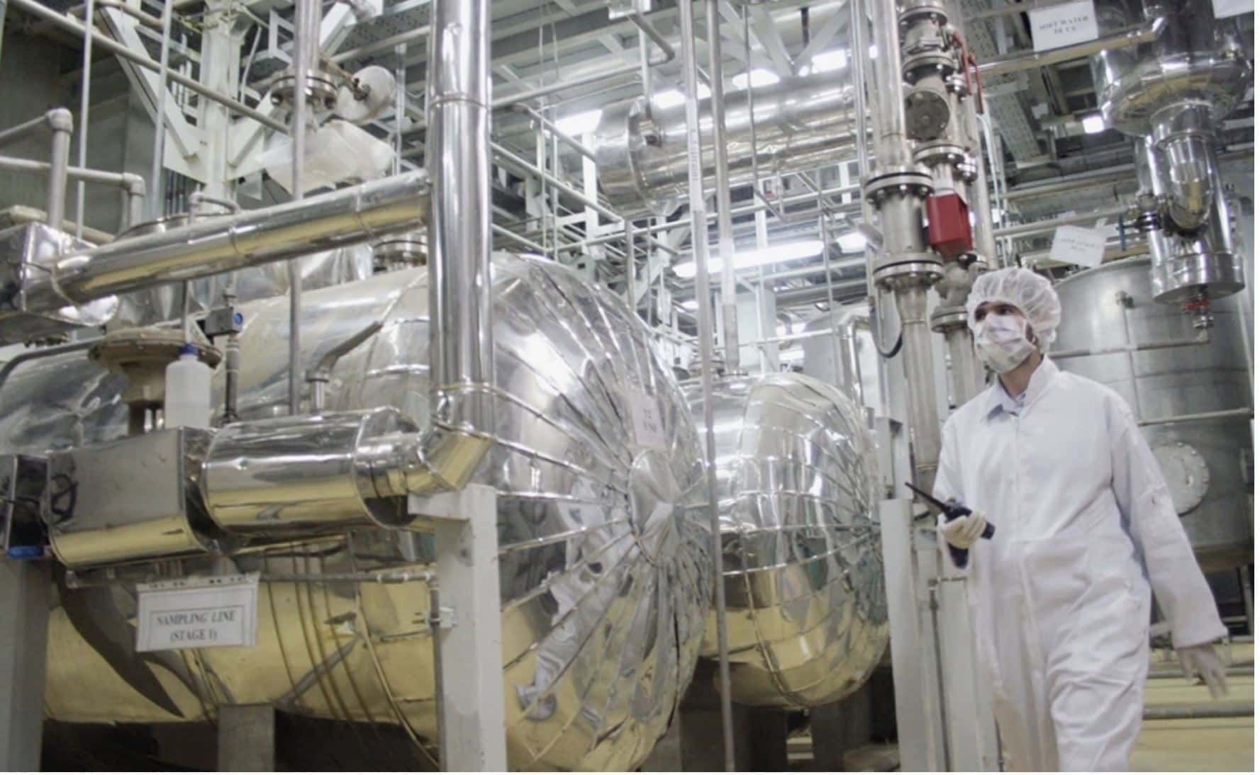 Иран продолжит обогащать уран в мирных целях, «на благо страны», несмотря на внешнее давление — МИД