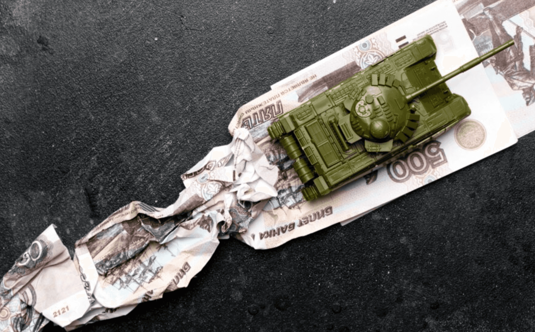 «Ситуация с бюджетом РФ выглядит хуже, чем в любой из последних годов, — мы не видим типичного для летних месяцев профицита» — Иноземцев