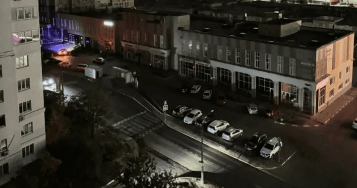 В результате украинских обстрелов Белгорода повреждены две ТЭЦ и 29 подстанций. Без света остались больше 500 тысяч человек