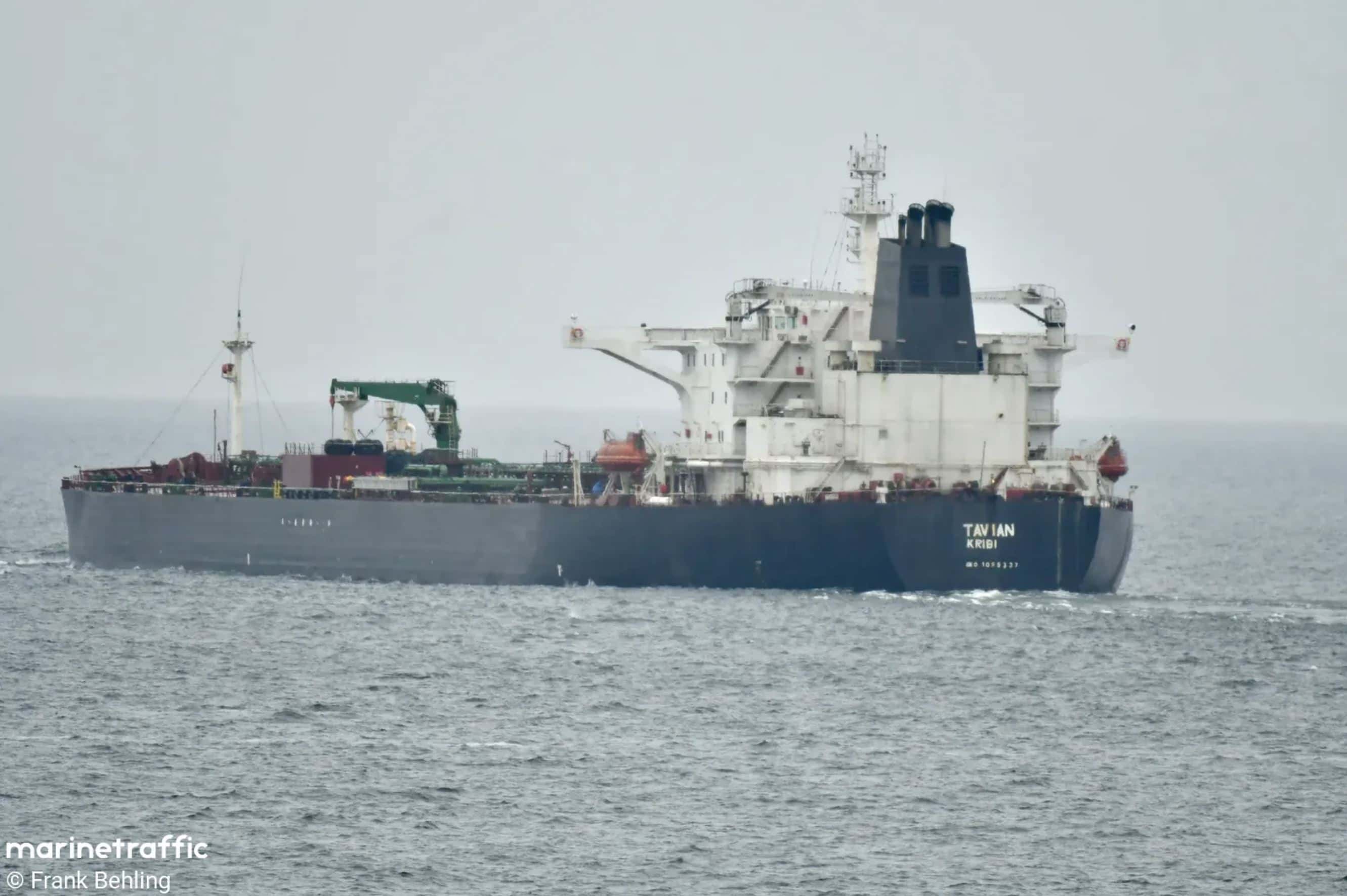 Germany blocks Russian “shadow fleet” tanker from entering its territorial waters in unprecedented move