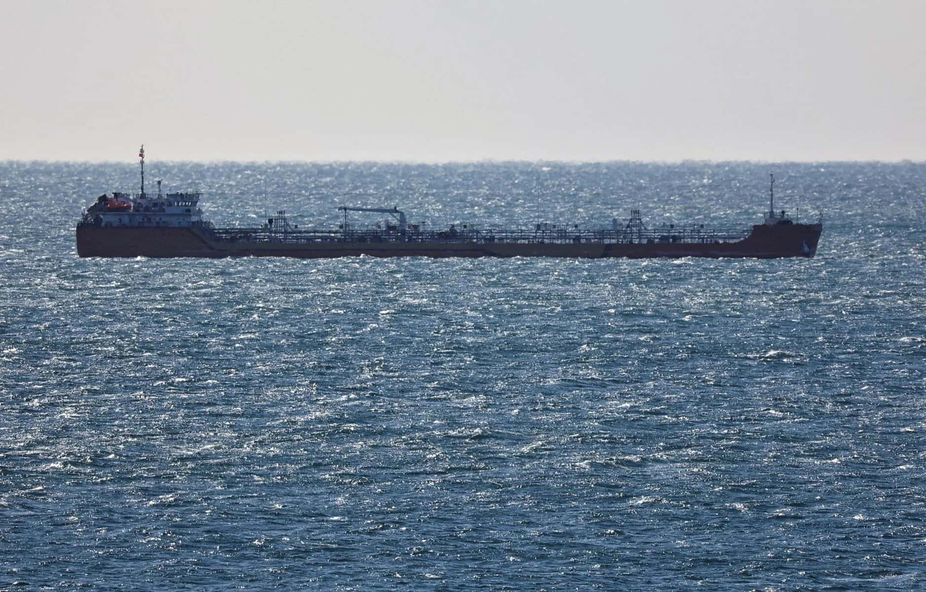 Китай активно закупает у России нефть, от которой отказалась Индия — Bloomberg