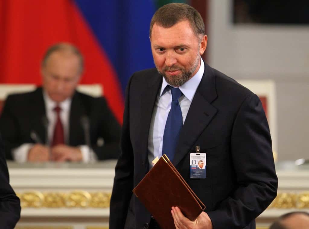 The New York Times: Большой подарок Дерипаске от администрации Трампа