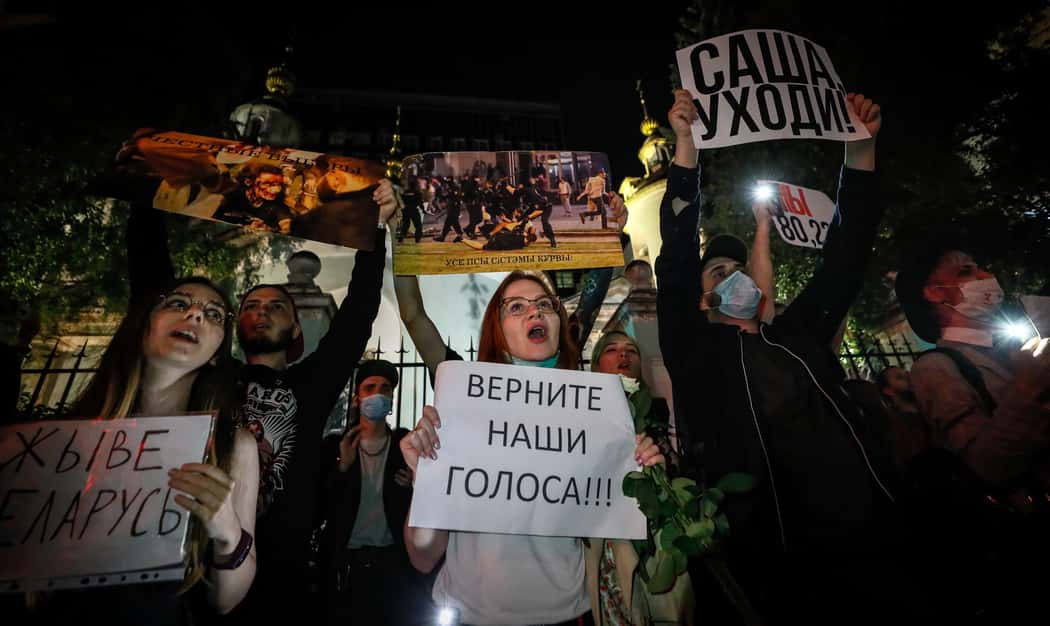 «Колбасой белорусов уже не купишь».  Ярослав Романчук о перспективе протестов и забастовок