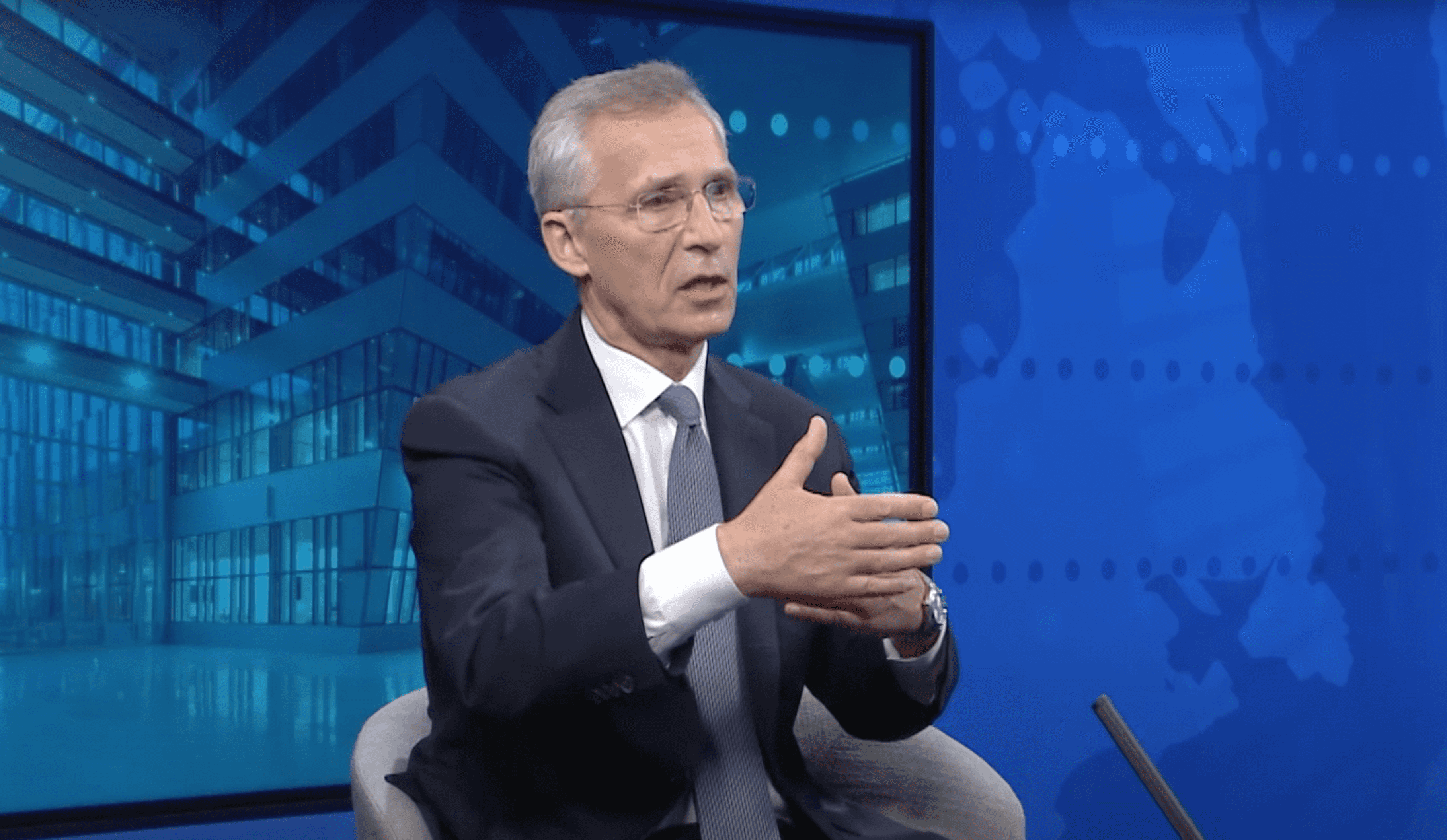 Союзники по НАТО должны разрешить Украине бить западным оружием по территории РФ — генсек альянса