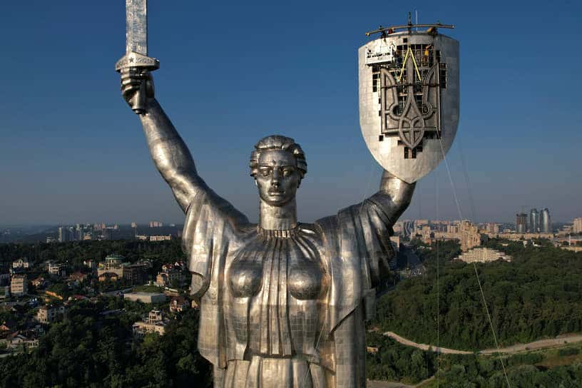 All hands on deck: How Ukraine’s labor market is coping with a shortage of men