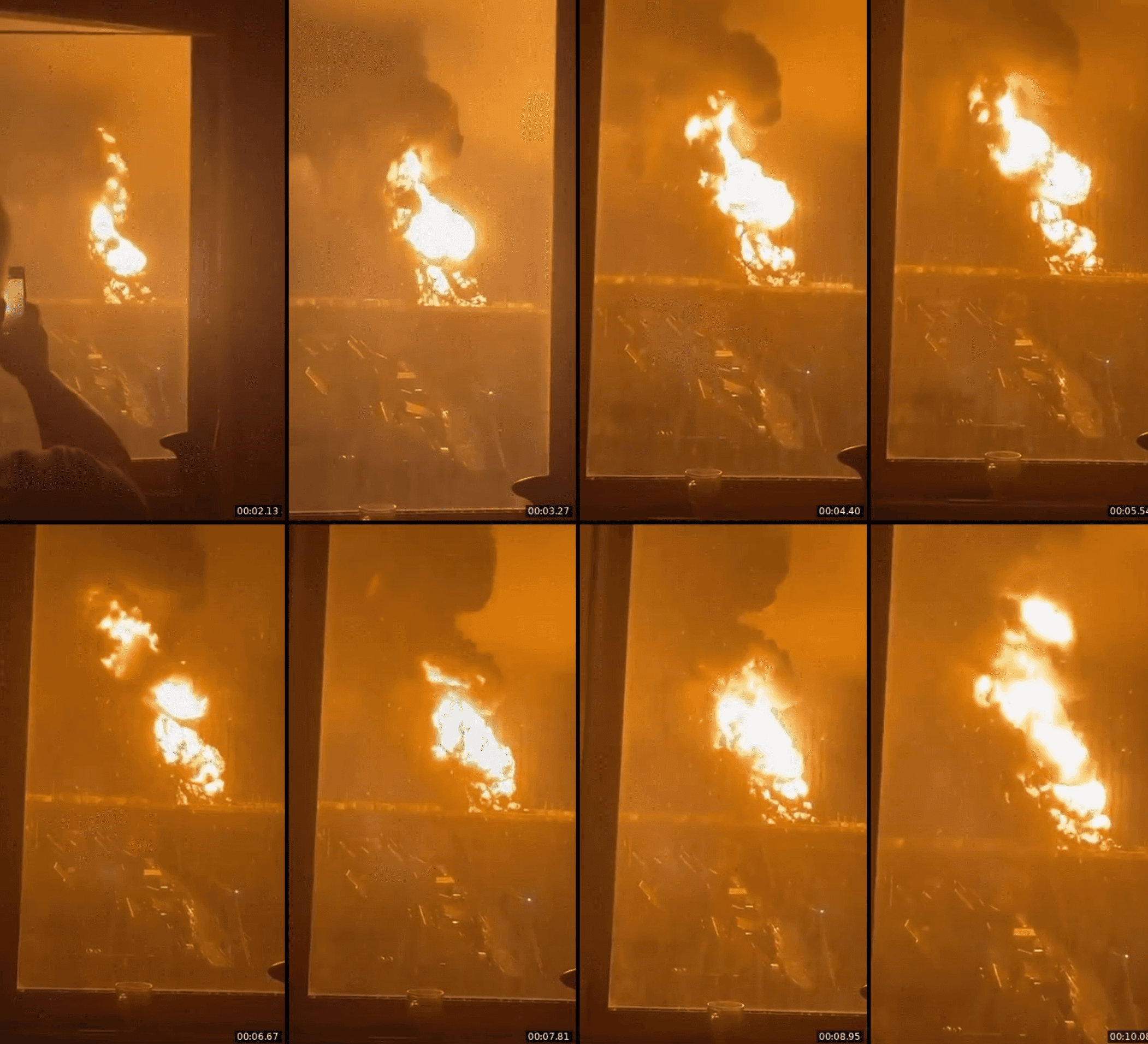 В Энгельсе уже 14 часов не могут потушить пожар на нефтебазе, атакованной дронами. Погибли двое пожарных, объявлен режим ЧС