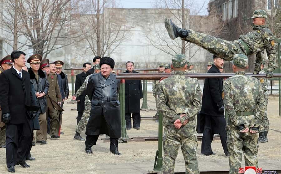 Южнокорейская разведка объявила о прибытии нового контингента северокорейских военных в Курскую область