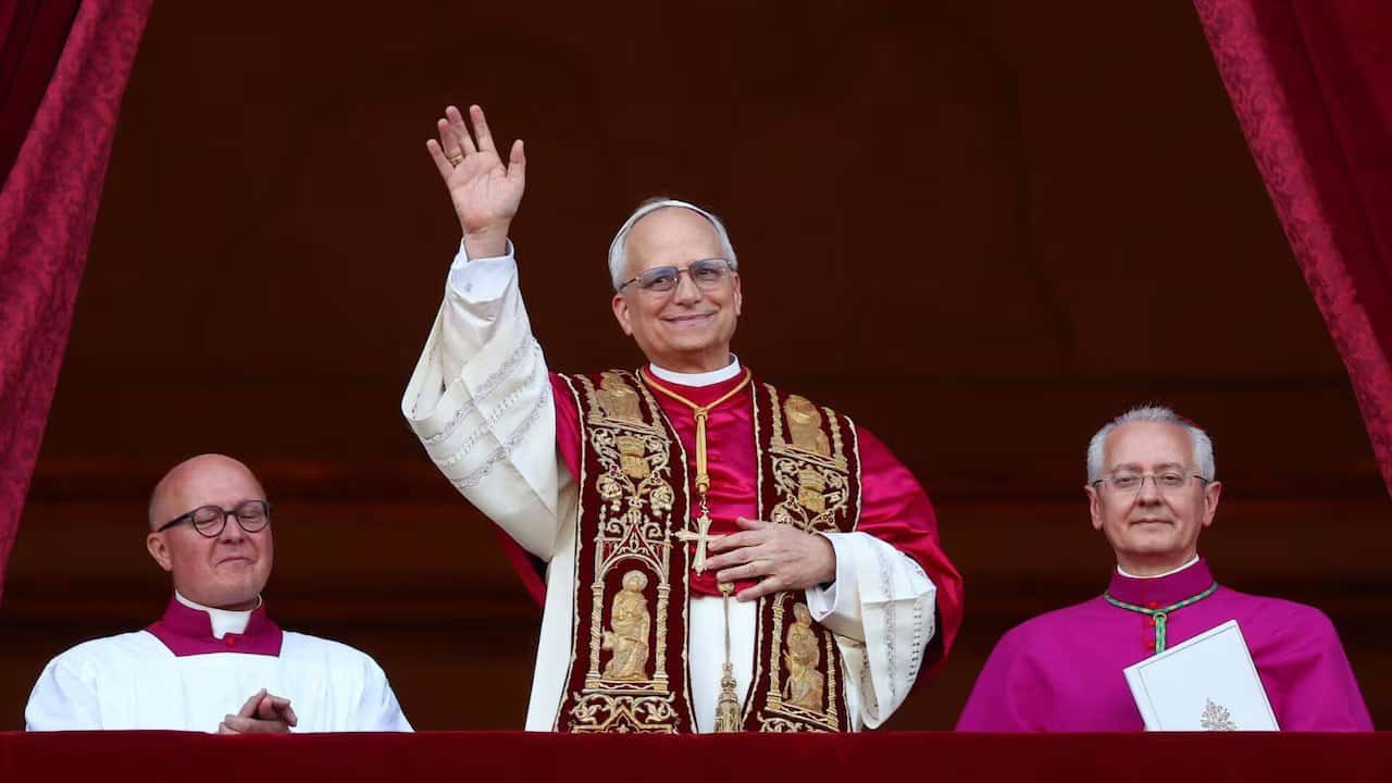 Конклав избрал новым папой римским американского кардинала Роберта Прево. Он принял имя Льва XIV