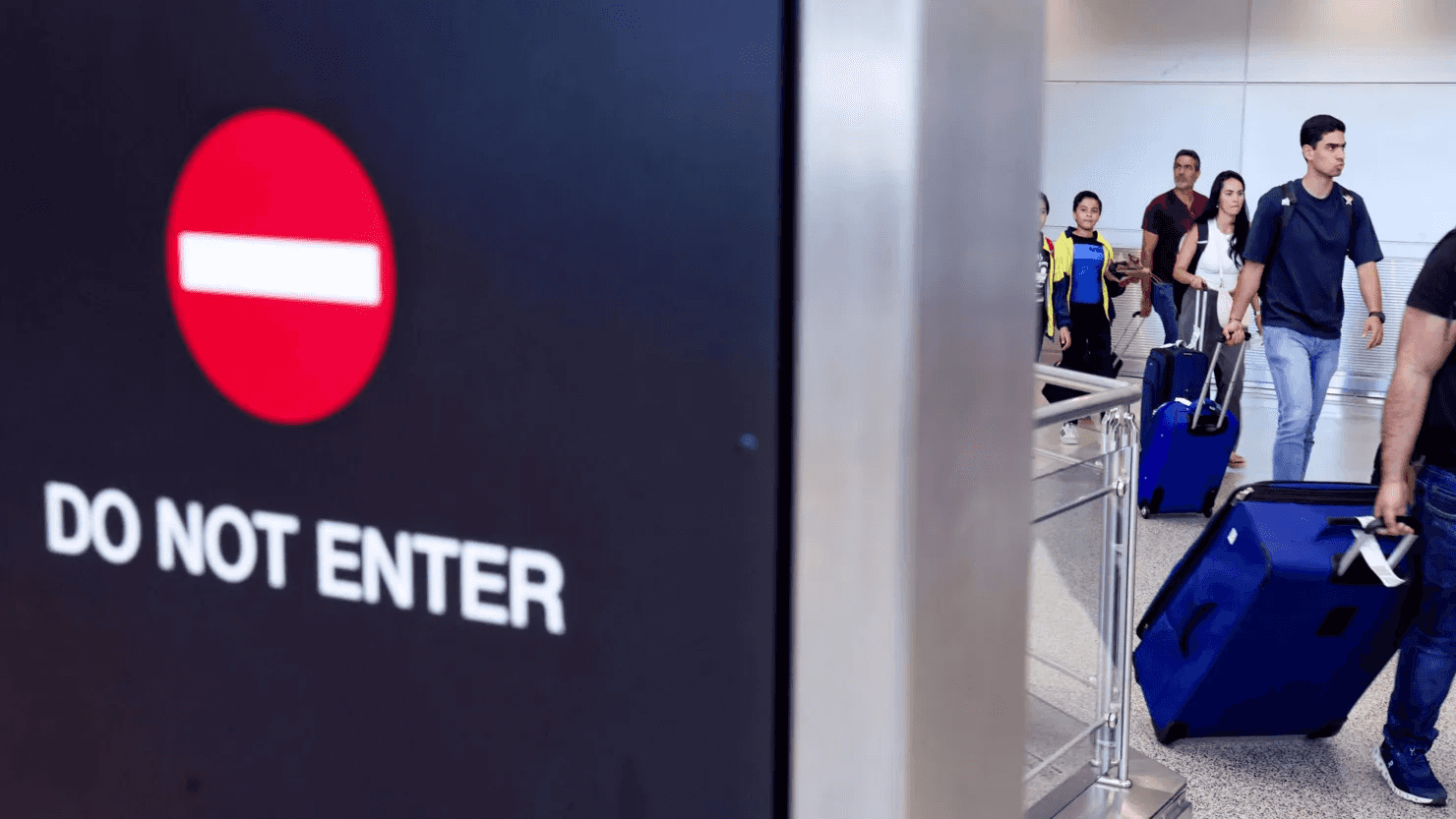 США приостановили рассмотрение иммиграционных запросов от граждан из 19 развивающихся стран