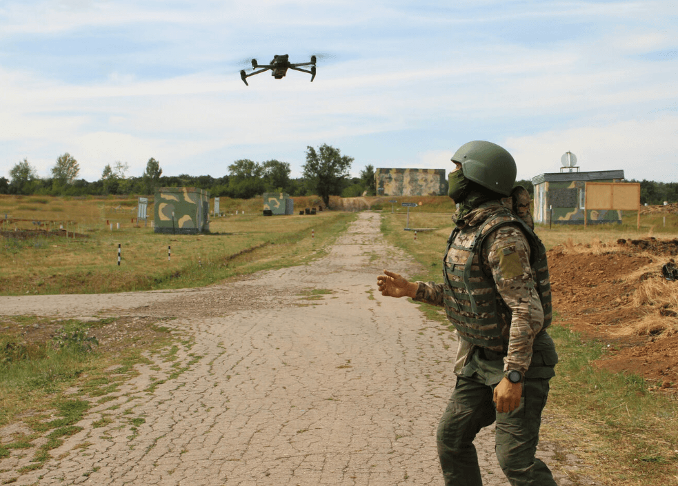 “Join the elite drone forces, and you’ll come home famous!”: Russian universities are luring students into paid military service