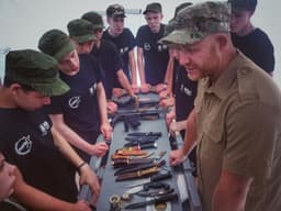 На занятиях «Добровольца» и Северо-cлавянской общины