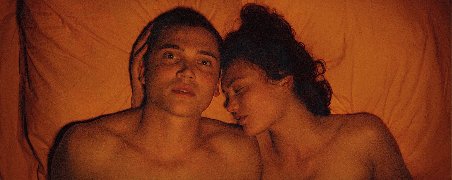 Кадр из фильма Гаспара Ноэ «Любовь»