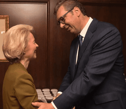 Александр Вучич и Урсула фон дер Ляйен на встрече в Афинах