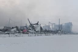 На месте сгоревшего склада Wildberries в Шушарах