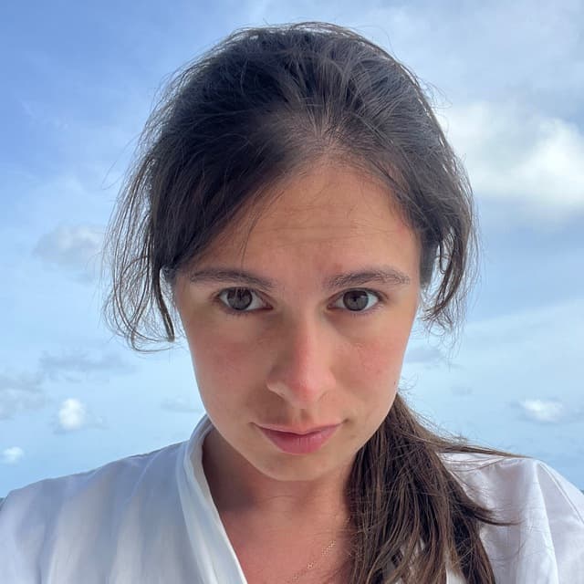 Анна Савельева