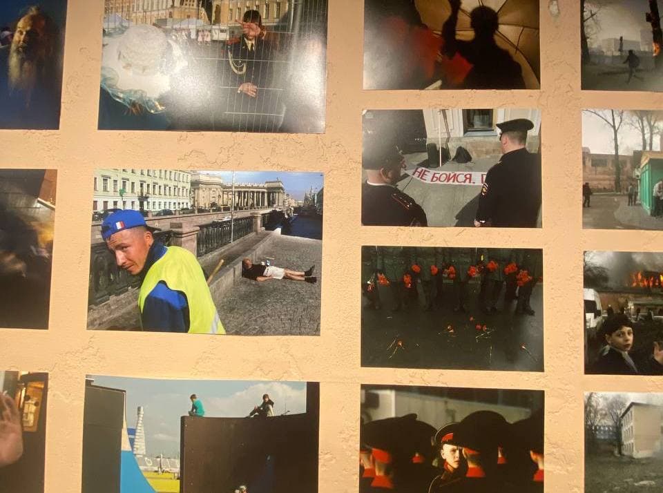 Фотографии с выставки «Без движения»