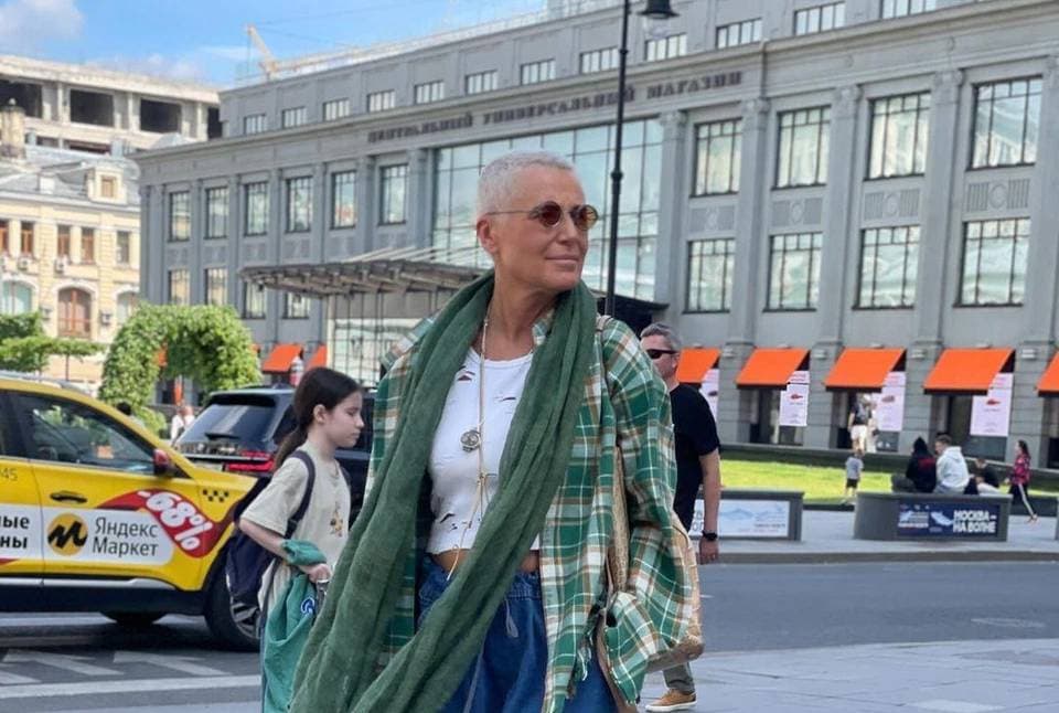 Лилия Рах, байер из Казахстана, обеспечивающая, по словам Васильева, российскую элиту люксовыми брендами