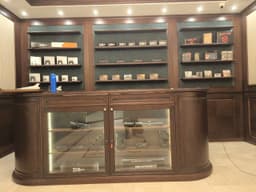 Американские прицелы NightForce и ZCO, сошки Accu-Tac в магазине Lobaev Arms. Декабрь 2025