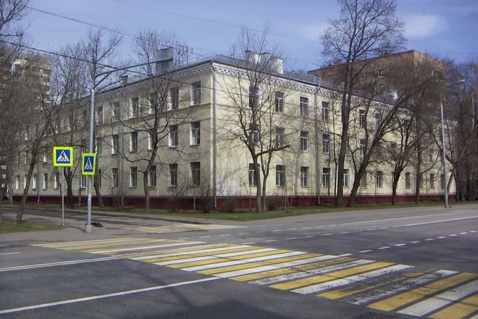 Вы здесь больше не живете. Теперь у россиян можно отнимать квартиры в целях реновации