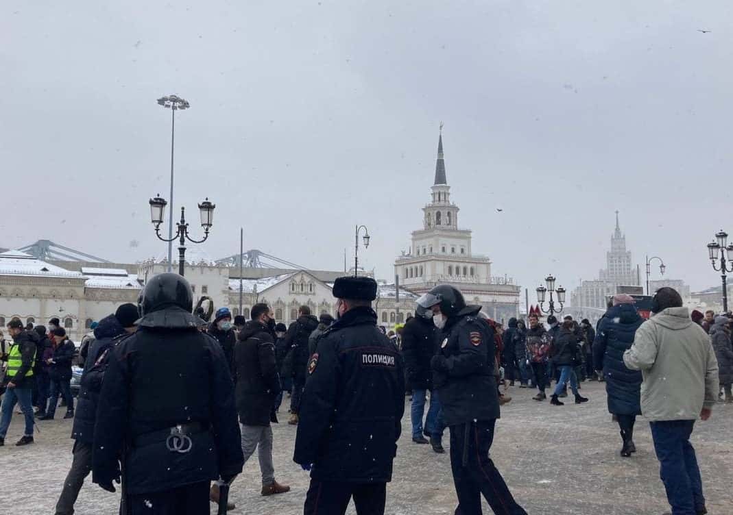 Активист из Луганска приговорен к трем годам и шести месяцам за использование баллончика на акции 31 января