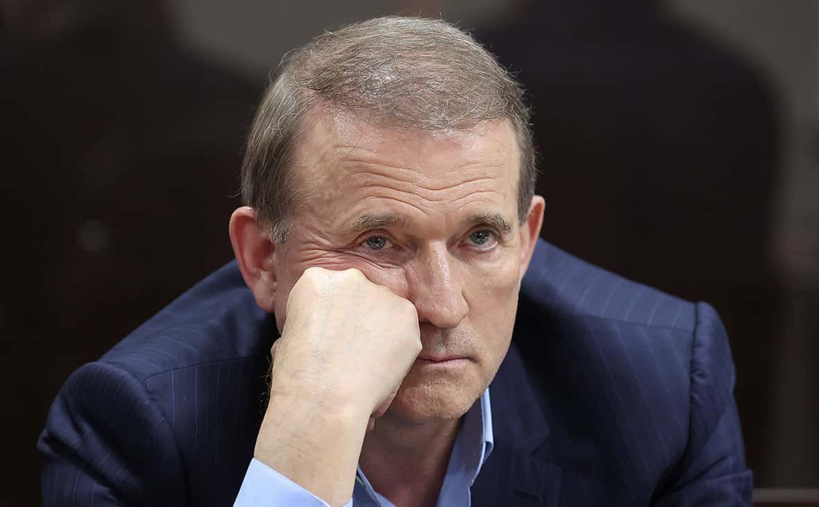 У домработницы кума Путина Медведчука во время обыска изъяли $467 тысяч и €87 тысяч