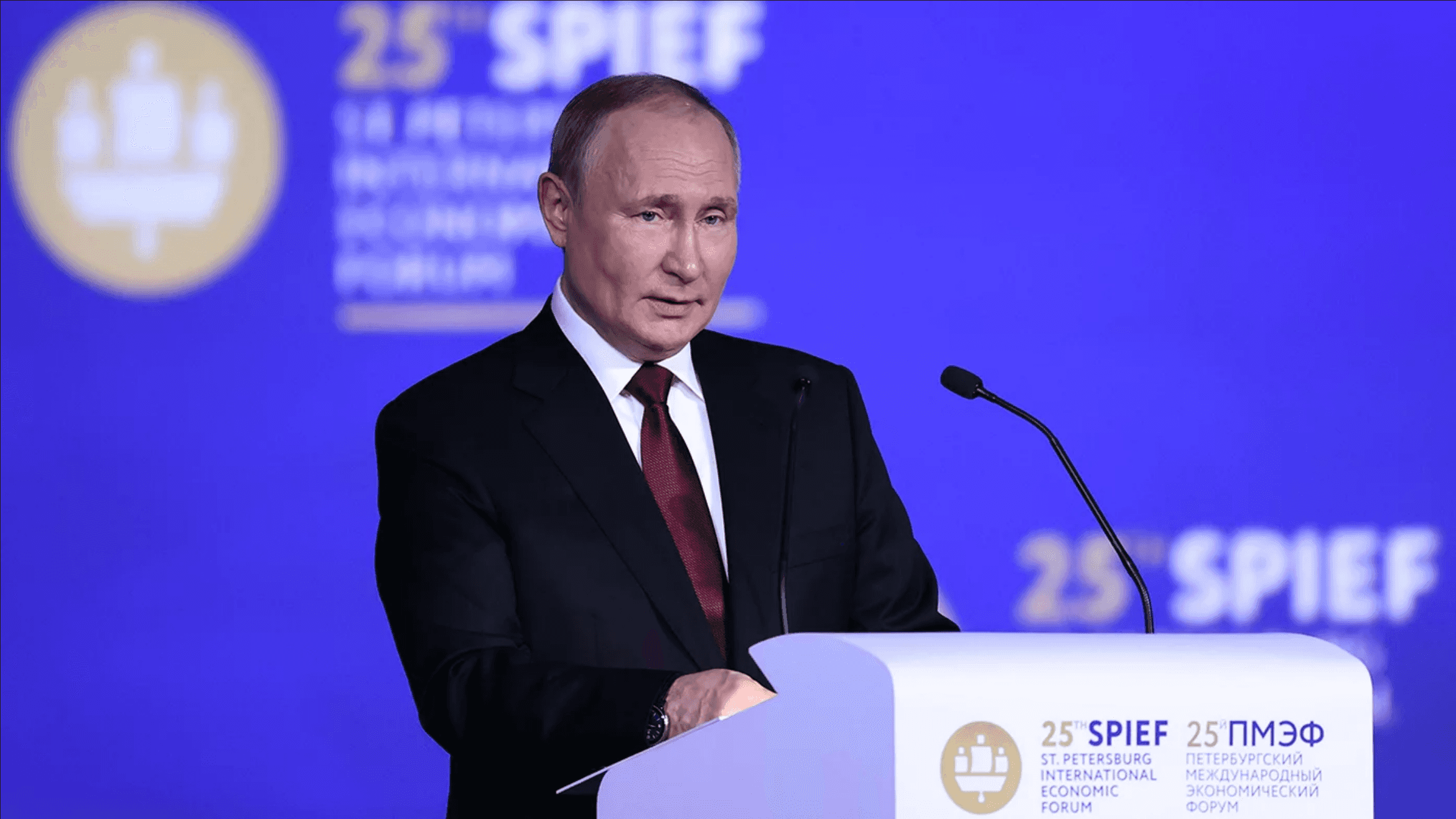 Фейк Путина: в ЕС из-за инфляции падают реальные доходы населения, а Россия своих граждан защитила