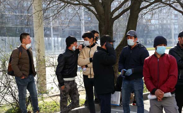 Собянин предложил мигрантам записываться на войну прямо в центре «Сахарово» — чтобы скорее получить гражданство РФ