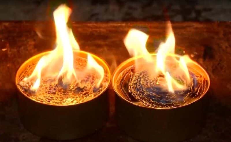 В новосибирской школе собирают банки для блиндажных свечей. Изготовлением свечей для армии занимаются школьники по всей стране