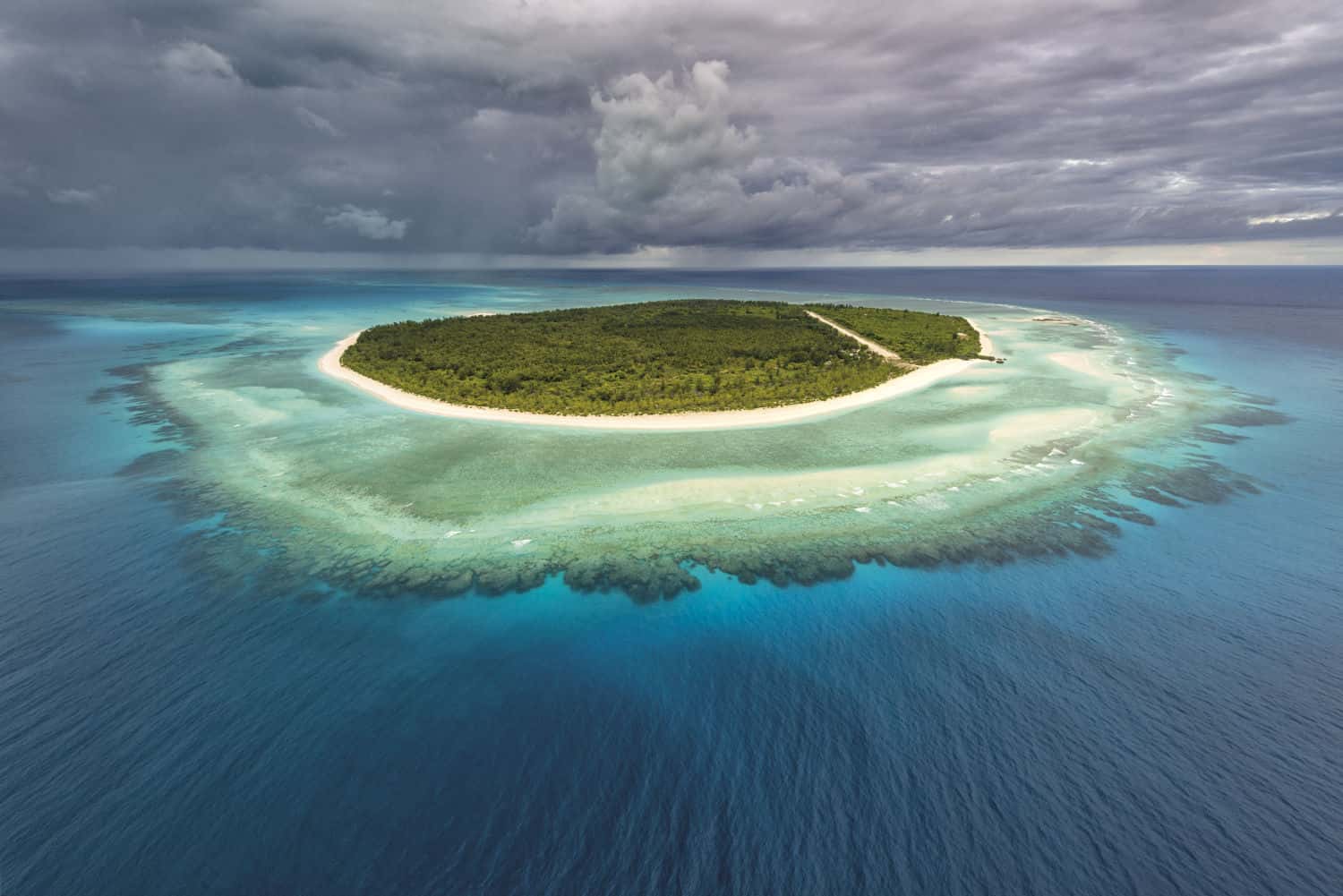 Захарова упрекнула Францию в «притеснении африканцев» из-за того, что та претендует на несколько необитаемых островов