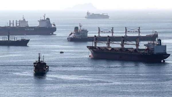 Минобороны России будет считать все суда в Черном море, идущие в украинские порты, военными