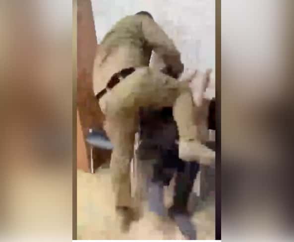 Полиция начала проверку после избиения 15-летним сыном Кадырова Никиты Журавеля, сжегшего Коран — Baza