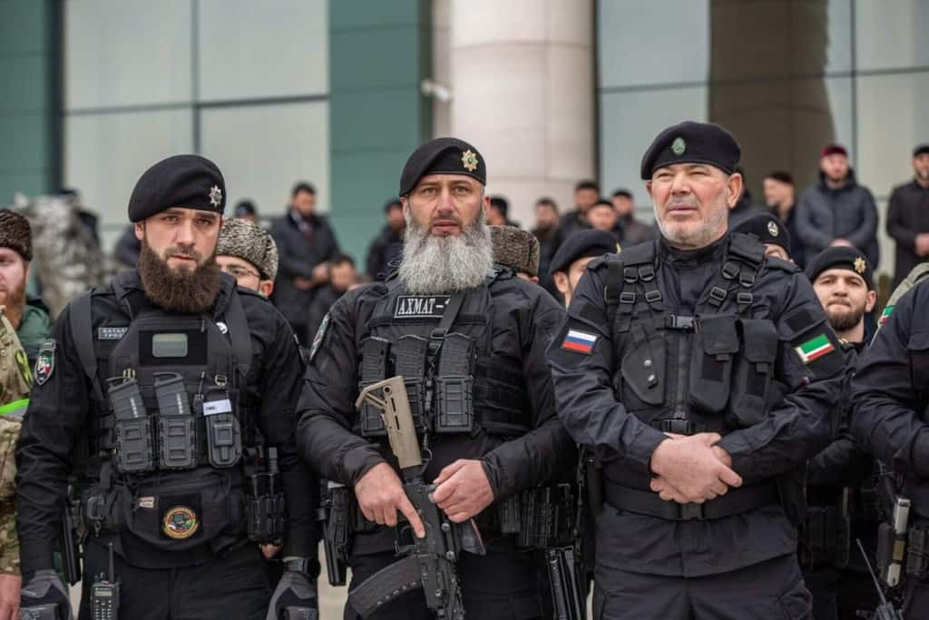 В Чечне сформировали новый батальон минобороны РФ. Его назвали в честь шейха Мансура, подразделение с таким же именем воюет за ВСУ