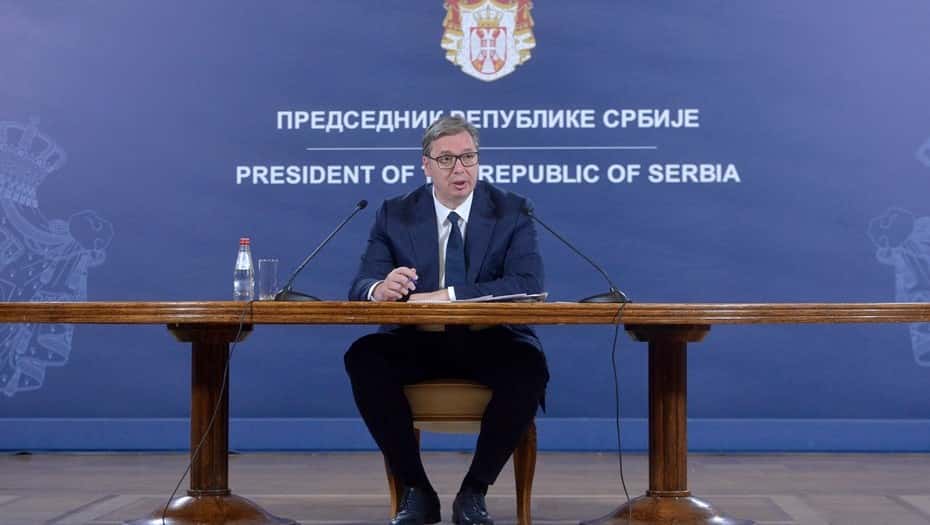 Шансы оппозиции на парламентских выборах в Сербии самые высокие с 2012 года, но она все равно не сможет победить Вучича — политолог