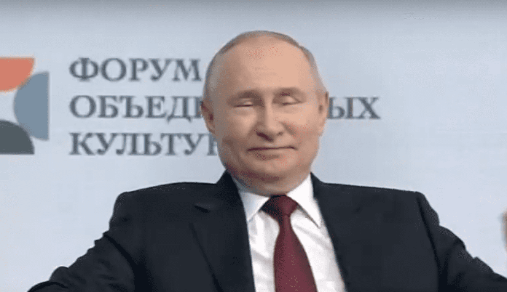 Путин на Международном культурном форуме говорил о ЛГБТ-«трансформаторах» и призывал «думать головой» высказывающихся против войны