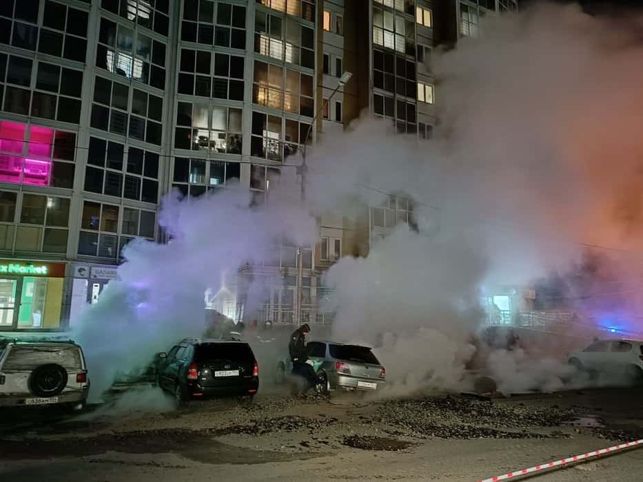 В Новосибирске объявили режим чрезвычайной ситуации из-за продолжающихся аварий на теплотрассах